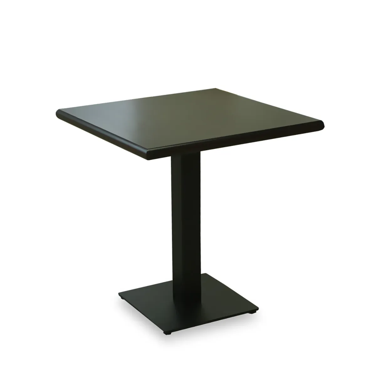 Tisch mit Metallbeinen
