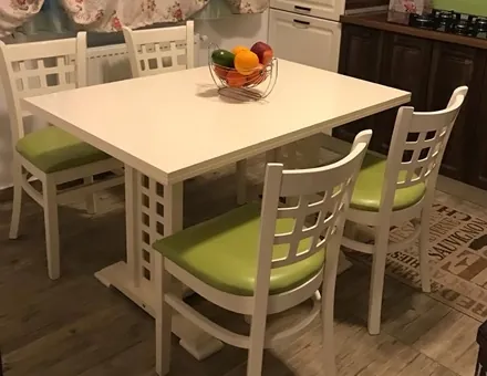 MD170 Stühle mit MD170D Tisch