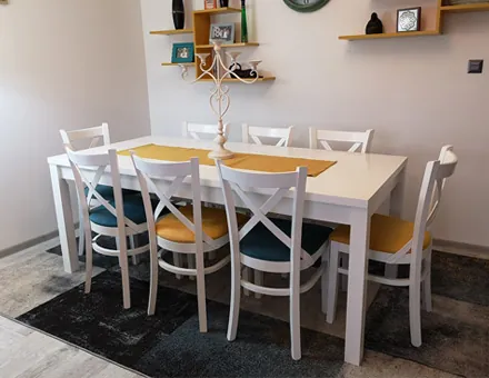 Country 2 Tisch mit MD470 Stühlen