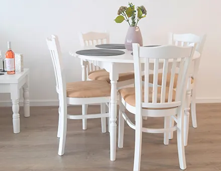 Bonanza Tisch mit Boston Stühlen