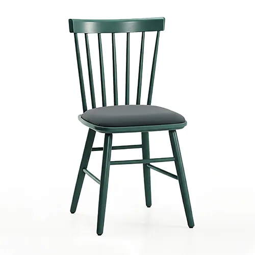 Gepolsterter und farbiger Windsor-Stuhl